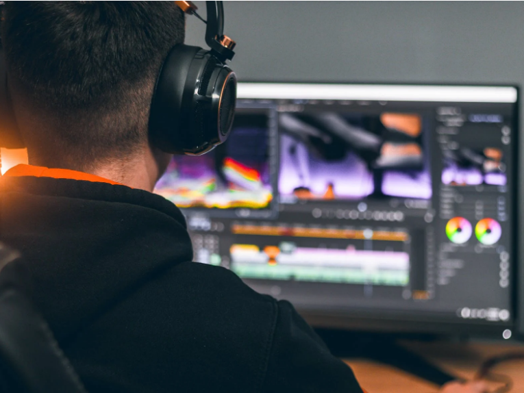 个人短视频剪辑服务 7个线上兼职平台分享,手机可做,日赚80+