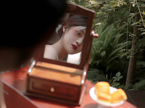 妆（个人主页-ZNTQ5MzM1OTI=） - 人像摄影 - 站酷设计师三古酱原创素材 - 站酷ZCOOL