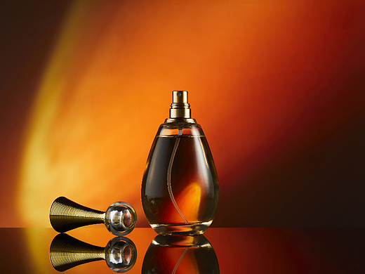 产品炫酷摄影教程真我香水创意拍摄