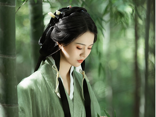 今日新人设：隐居山林的医女