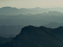 《见山》