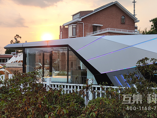 互集太空舱民宿携手传家合院 共同打造花舞人间度假区