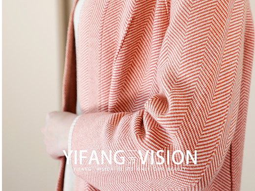 服装女装 / 羊绒大衣 / 细节图 原图