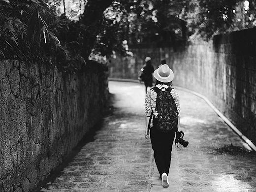 一個(gè)人不是孤獨(dú)是自在（個(gè)人主頁-ZMTQwMTg4NzI=） - 人像攝影 - 站酷設(shè)計(jì)師Miss_Mo原創(chuàng)素材 - 站酷ZCOOL