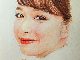 微笑里穿过层层乌云照射出阳光