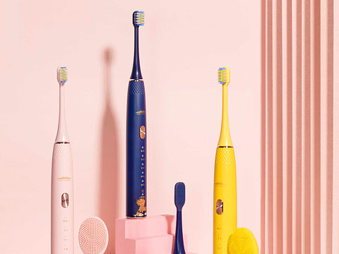 電動(dòng)牙刷（個(gè)人主頁-ZNTA2MzcwNjg=） - 產(chǎn)品攝影 - 站酷設(shè)計(jì)師非文原創(chuàng)素材 - 站酷ZCOOL