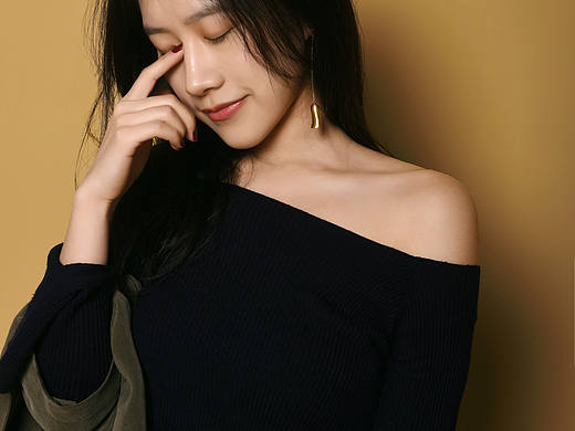 RUYA | 光与色彩的游戏