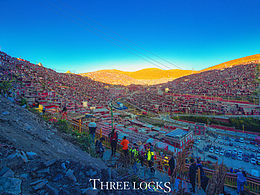 色达五明佛学院