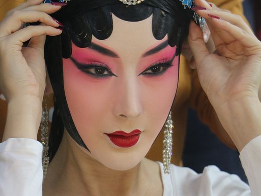 《锁麟囊》著名京剧表演艺术家"郭玮"演出