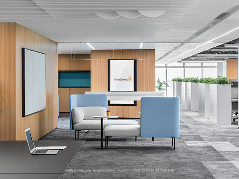 HAWORTH‘s office furniture