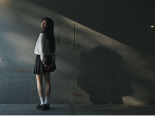 地道JK拍摄大赏 |  黑暗的人编出童话