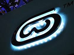大马设计案例——长春视力健眼镜品牌系统升级设计