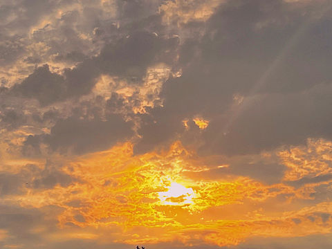 被日落收買（個(gè)人主頁-ZNjEyMzI4NTY=） - 風(fēng)光攝影 - 站酷設(shè)計(jì)師人間絕色腿毛原創(chuàng)素材 - 站酷ZCOOL