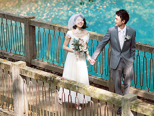 给大学同学拍的婚纱照