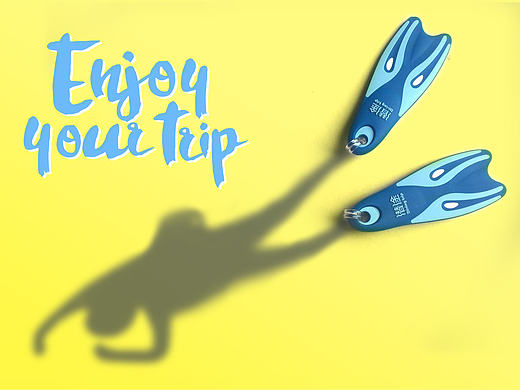 潜水员的行李牌