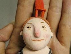 原创超轻粘土勋章梅林镇的来客-红椅子奶奶