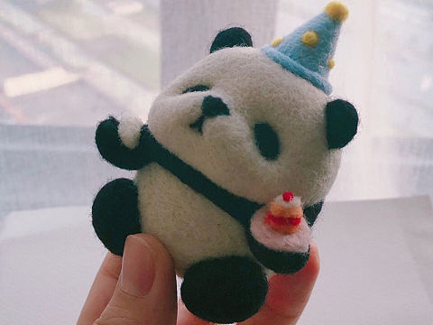 一只羊毛毡熊猫～