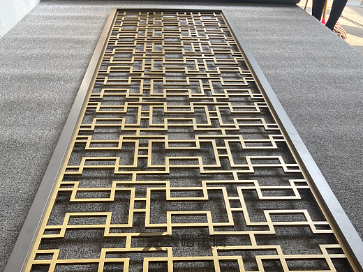 双色不锈钢激光屏风、酒店镂空格栅有装饰与隔断之用（个人主页-ZNjQyMzI1MzY=） - 其他工业/产品 - 站酷设计师询价15017674615原创素材 - 站酷ZCOOL