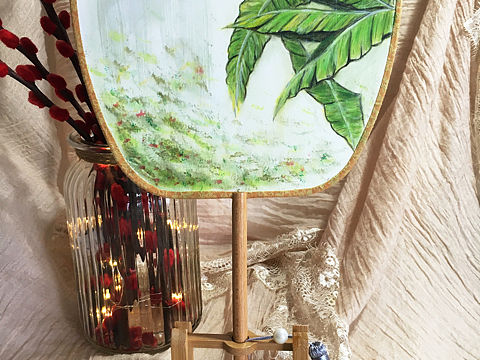 原创手绘团扇《雨打芭蕉》