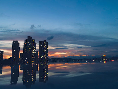 楼顶（个人主页-ZMzcxMTE5NjA=） - 环境/建筑摄影 - 站酷设计师黎仔原创素材 - 站酷ZCOOL