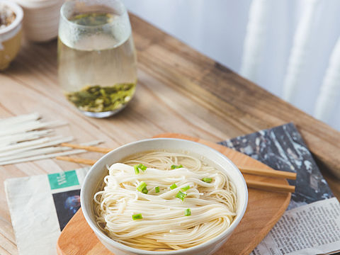 小葱麻油酱挂面