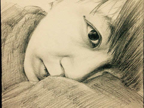 累了就趴一下！