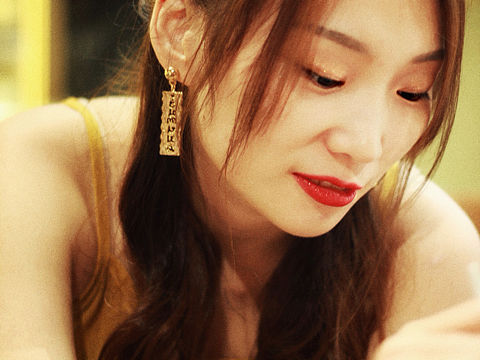 给我爱情就好,面包我有,很多