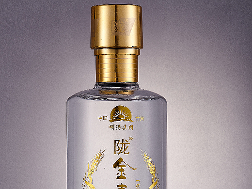 经典三灯布光法，静物摄影《金麦春》产品拍摄案例