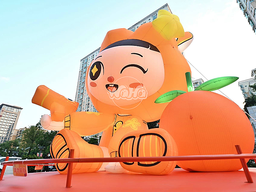 定制卡通IP造型 气模定制 艺术展览会述商场美陈 灯光