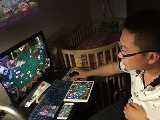 揭秘网上AG直播骗局，光鲜亮丽的外表和领不完的福利都是陷阱！