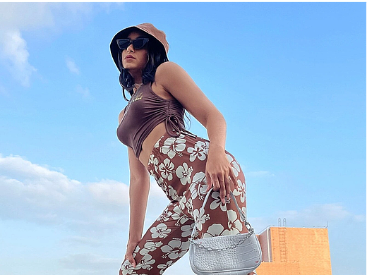 古巴小麦色女模 服装拍摄