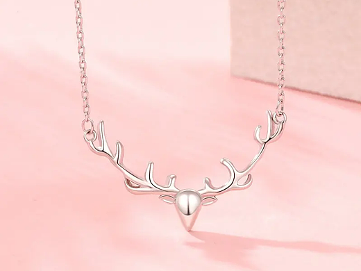 项链如何佩戴更好看？这几个小技巧不要错过 