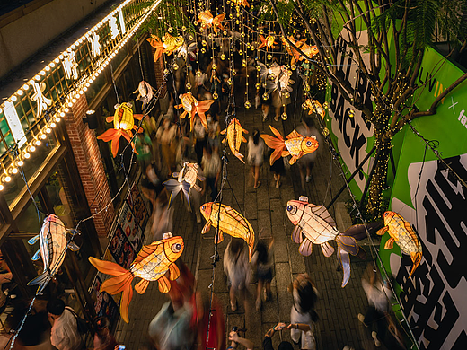 永庆坊中秋金鱼灯笼