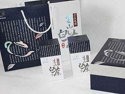 江西崇义白茶叶包装盒设计、茶叶套装设计、上海茶叶包装盒设计、茶叶包装设计公司、茶叶礼盒设计公司