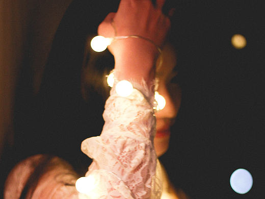 光落在你脸上 可爱一如往常