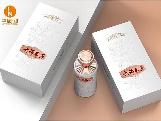 华振X大师王子 | 龙图腾在酒包装上的使用怎么才不土？