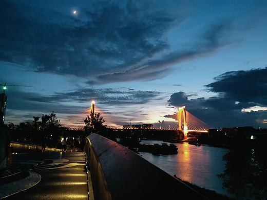 夕阳晚霞