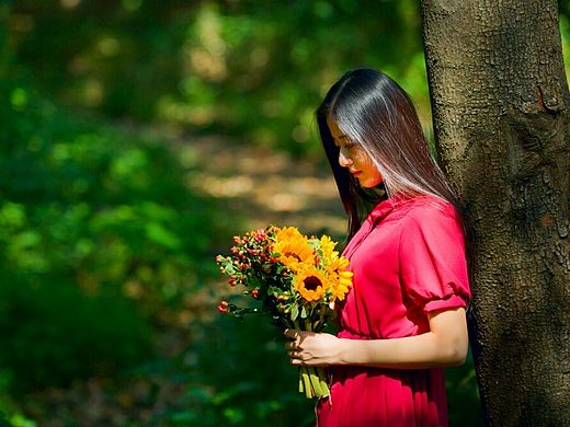 向日葵的微笑（个人主页-ZMTM2MTM4OTI=） - 人像摄影 - 站酷设计师xjtomb原创素材 - 站酷ZCOOL