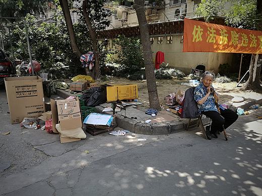 街邊老人?。▊€(gè)人主頁(yè)-ZMjc3NjIxMzI=） - 人文/紀(jì)實(shí)攝影 - 站酷設(shè)計(jì)師石頭嗶嗶原創(chuàng)素材 - 站酷ZCOOL