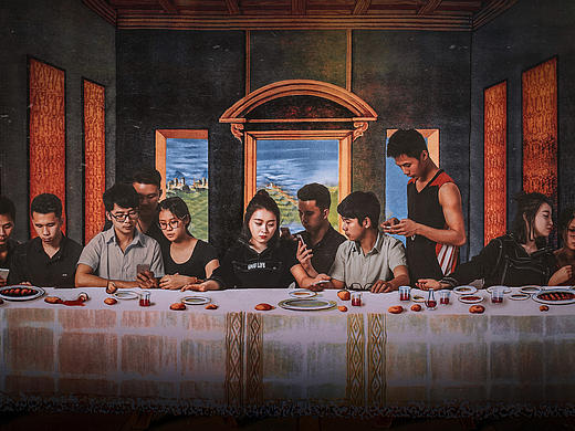 《最后的晚餐》低头族公益海报设计