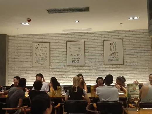 燒野音乐烧烤海鲜主题餐厅