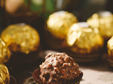 #分享客片#巧克力（个人主页-ZNDgzMTgwNjA=） - 产品摄影 - 站酷设计师美食摄影李大可原创素材 - 站酷ZCOOL