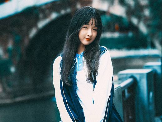 放学后的少女