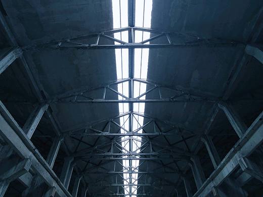 ABSOLUTION/MU-赦免-悬崖