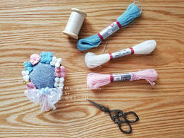 原创手工刺绣针插