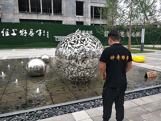 河南不锈钢雕塑厂家