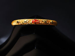 珠寶攝影 | 黃金古法手鐲