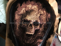 皮革浮雕还真是费时费力呢