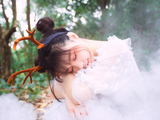 路遇小鹿（个人主页-ZMjA0NTkwMzI=） - 人像摄影 - 站酷设计师是童童呀原创素材 - 站酷ZCOOL