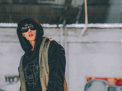 品牌课程作业拍摄（个人主页-ZMjc1OTg2MjA=） - 其他服装 - 站酷设计师Yannies_L原创素材 - 站酷ZCOOL